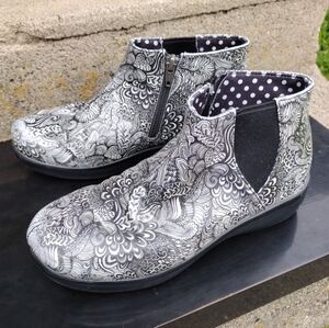 ALEGRIA Climatease Wild Child Size 36 (USW 6 - 6.5) Black Rain Boots Ankle Zip